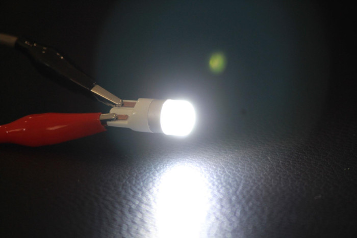 Автолампа T10 (W5W) Osram SMD